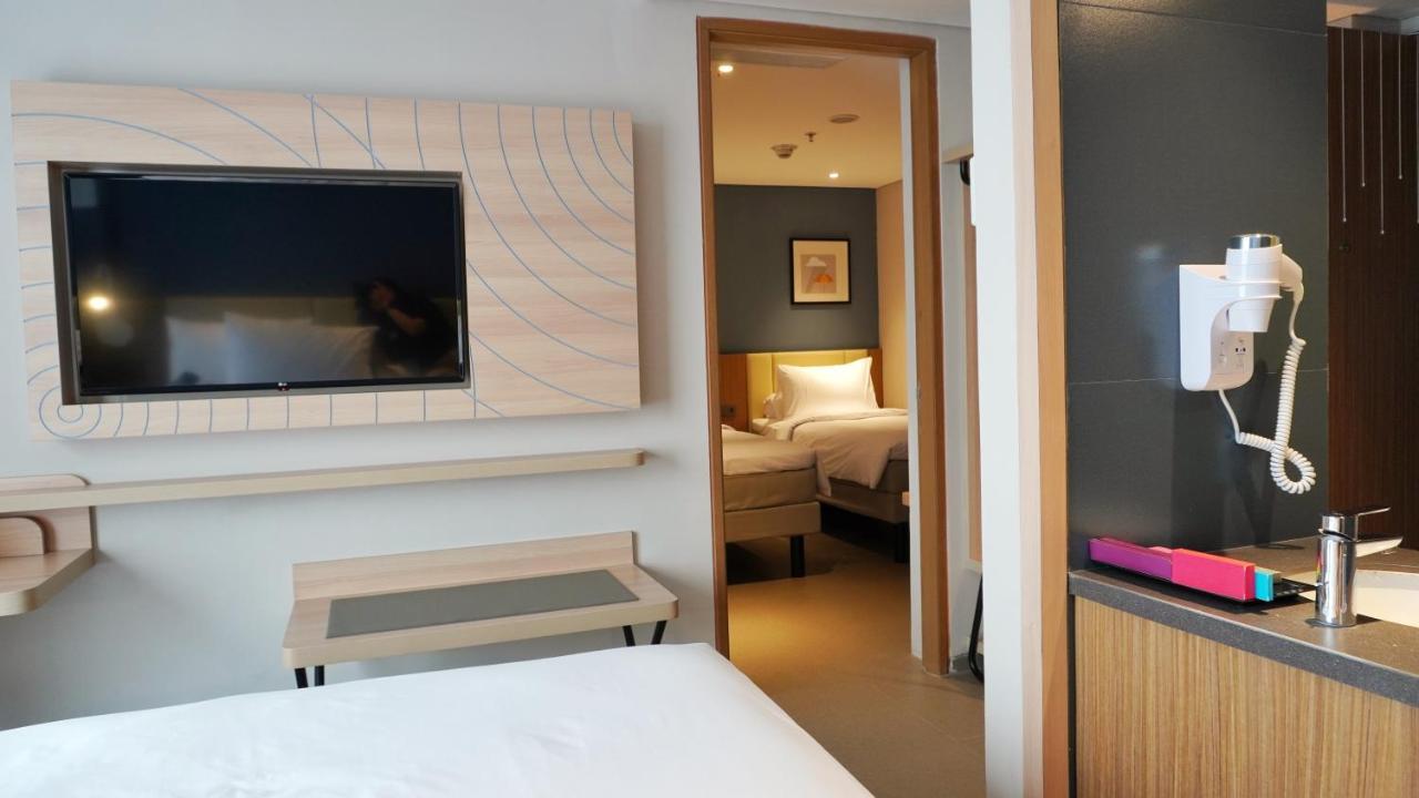 Hotel Ibis Styles Bogor Pajajaran Exterior foto